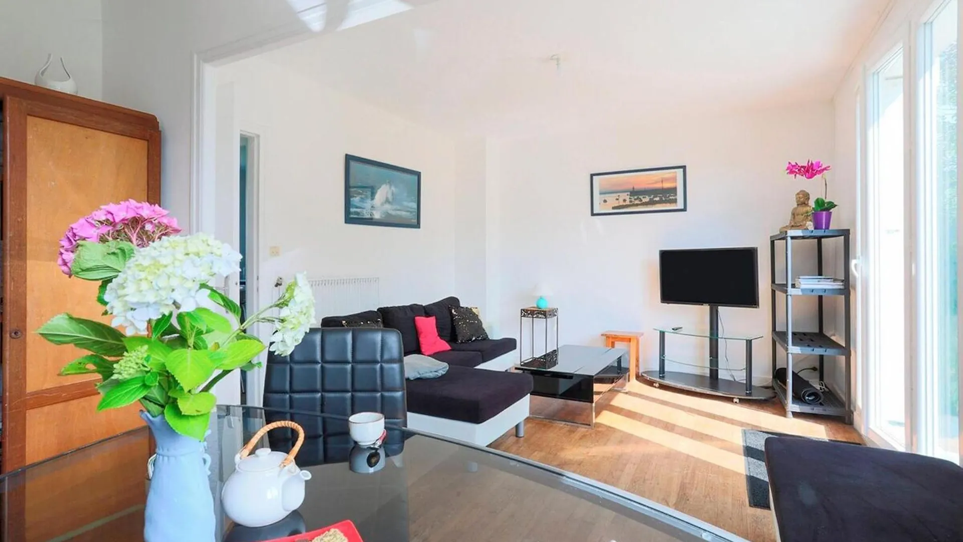 2 Bedroom Stunning Home In Ploumagoar 0*,