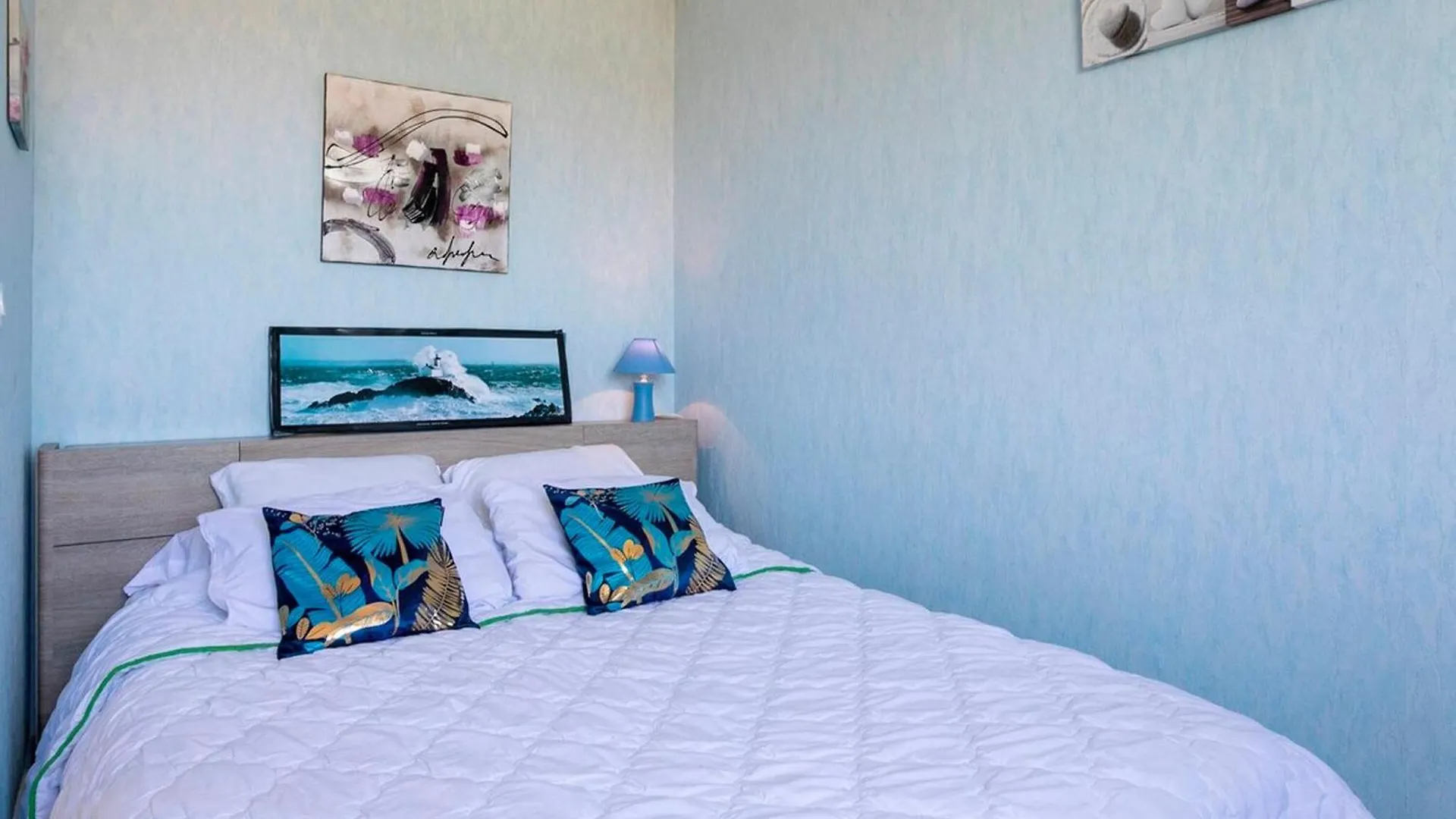 2 Bedroom Stunning Home In Ploumagoar